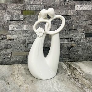 Vintage Circle of Love figurine